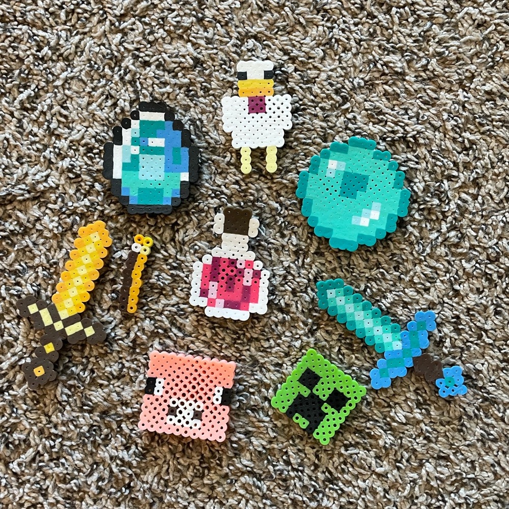 9 Minecraft Bead Creations